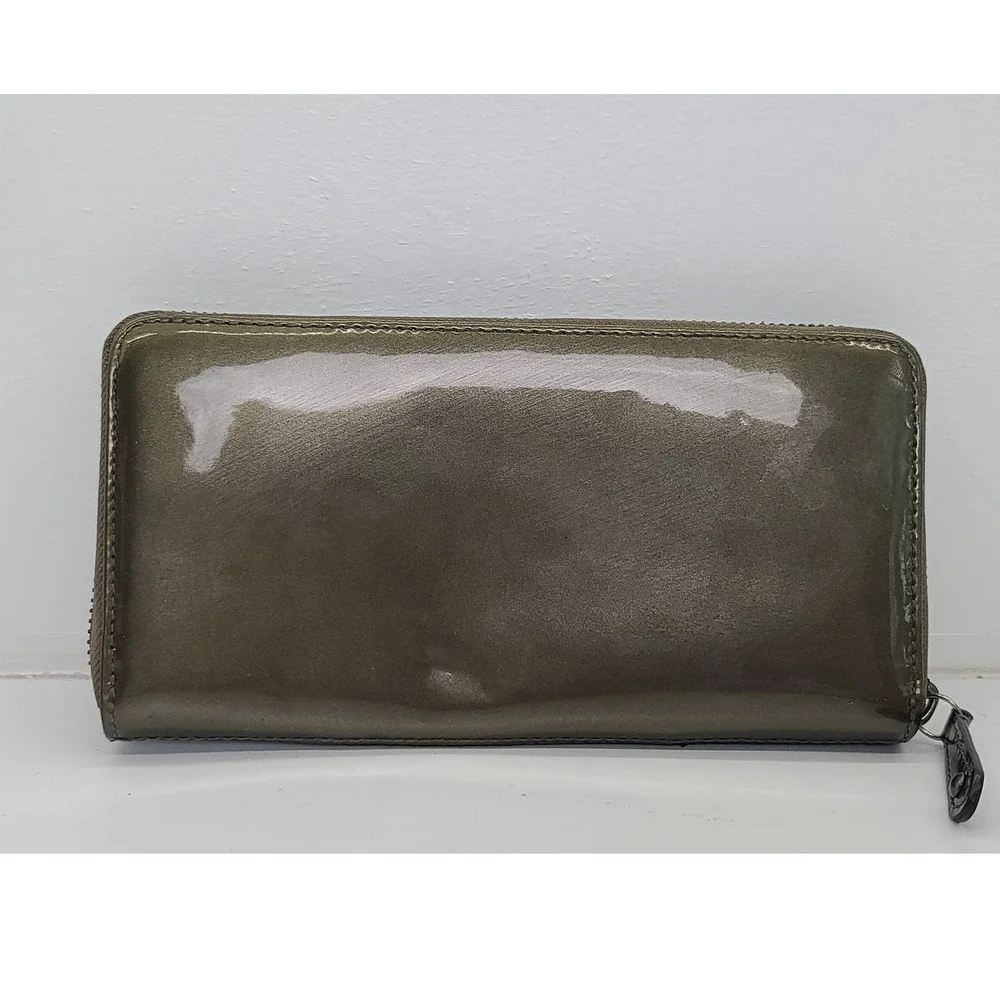 Coach Bifold Accordion Wallet Green Olive ID's Cards Bills Coins Round Zip - Picture 2 of 8